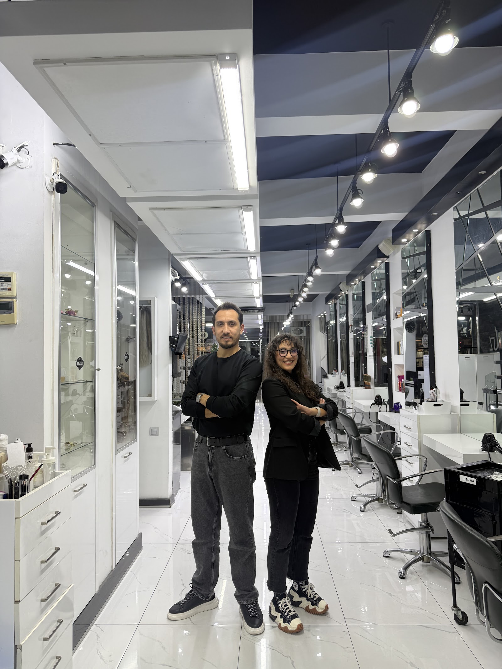 Beyaz Salon Beauty (kadın Kuaförü) kır düğünü mekanı — Efeler