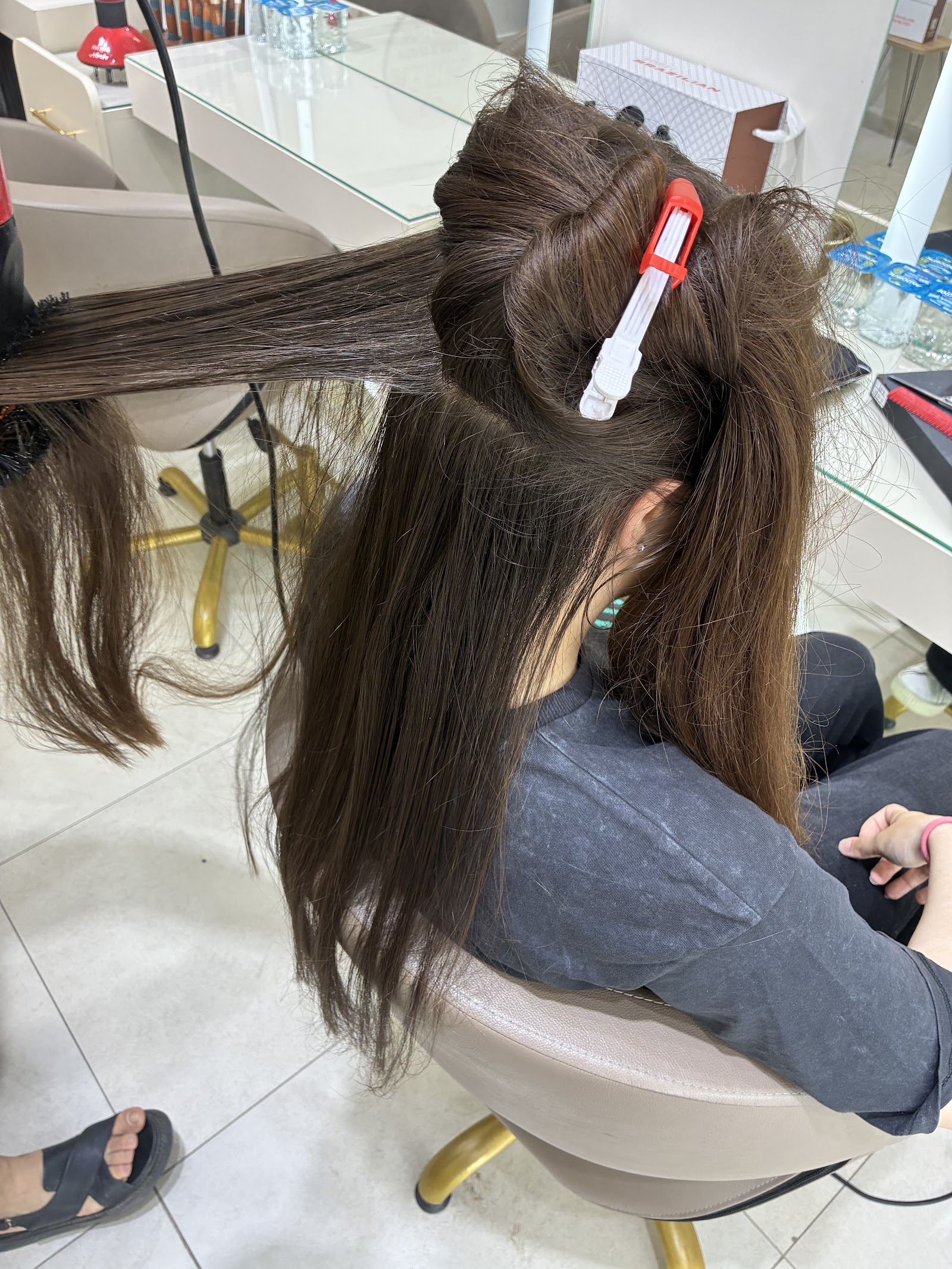 GZ AUERA HAIR&BEAUTY