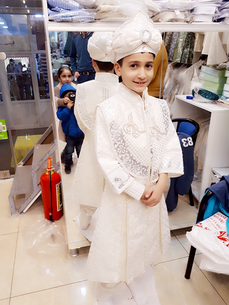 Kaftan LORA ORGANİZASYON AYDIN BİNDALLI Sünnetlik Nikah Şekeri TAHT KINA