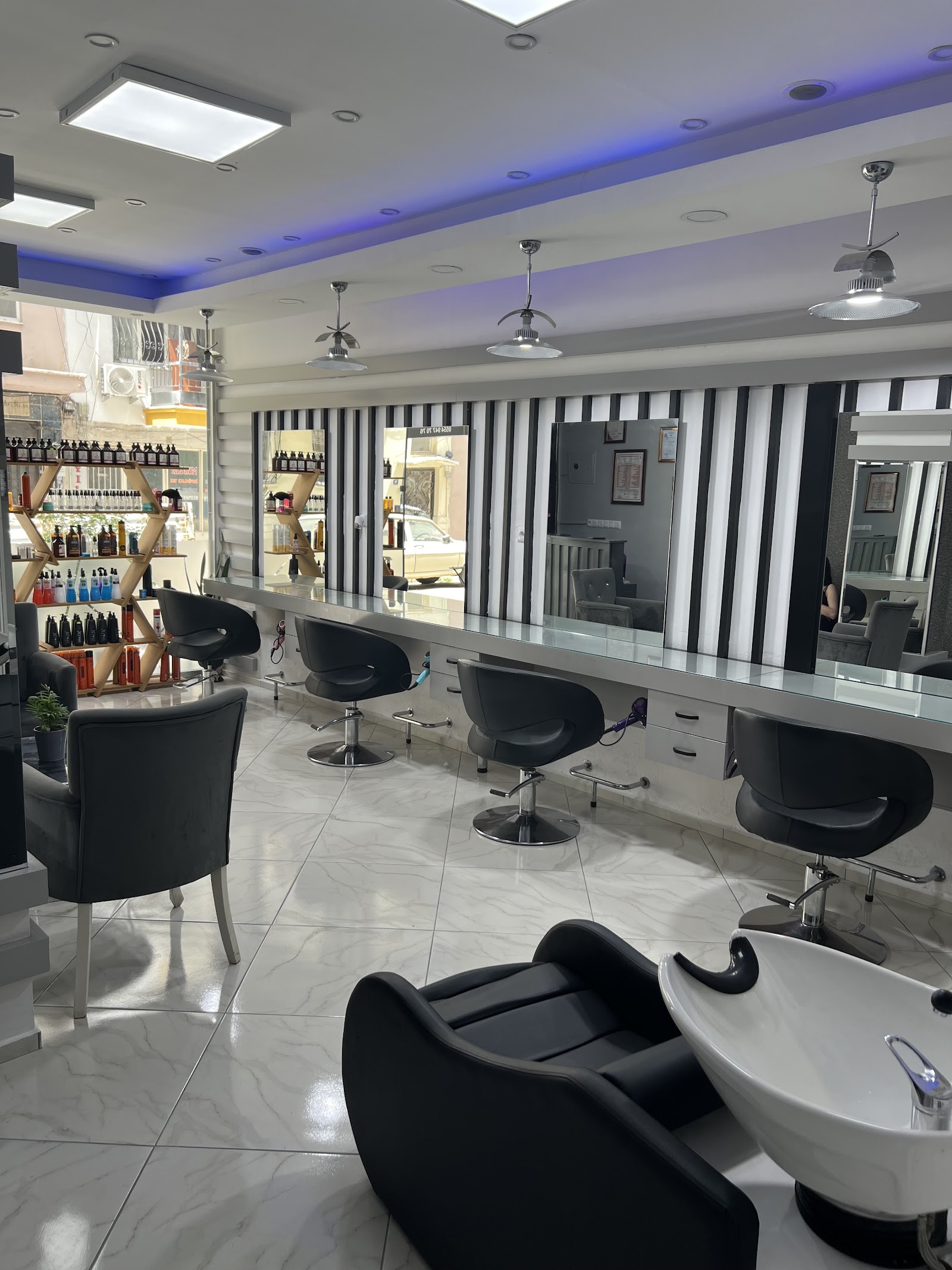 Ozan Akçıl Haır Make-Up Studio kır düğünü mekanı — Efeler